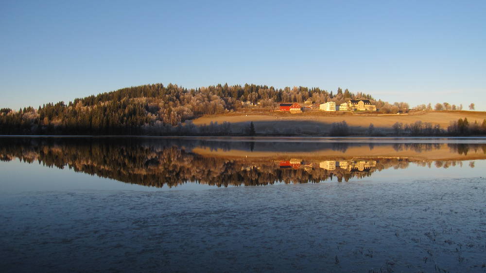 Glassy reflection at Landåsvatnet